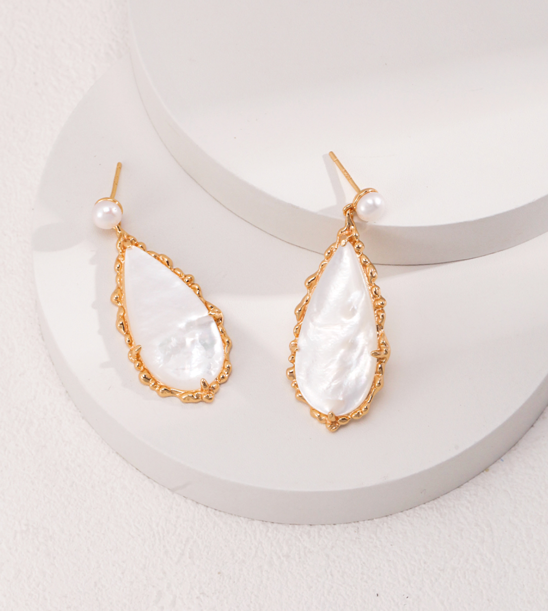 Vintage Drop-Shaped Pearl Earrings